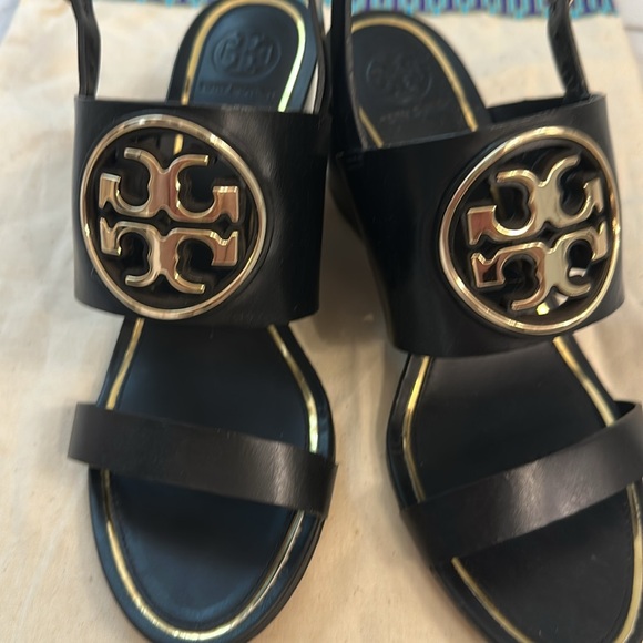 Tory Burch Sandals - Picture 4 of 6